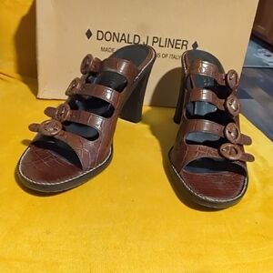 Donald J. Pliner Brown Croc-Embossed Heels
